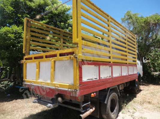 6 ล้อ HINO KM777 เครื่อง WO4D 117 แรง เฟืองท้ายใหญ่