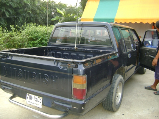 ขายรถกะบะ 4 ประตู มิตซู L200 ราคาถูก ด่วน!