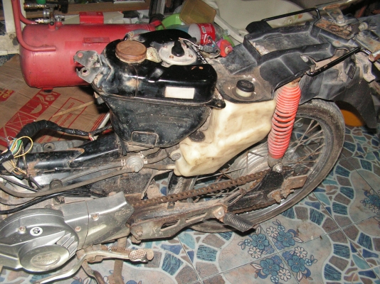 ขายซูซูกิคริสตัน ขายซูซูกิคริสตัน