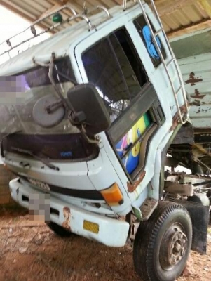 รถอิซูซุ 10 ล้อดั๊ม FXZ 240 แรงม้า ( มีขาย 2 คัน )  ( ขาวทำฟ้า )