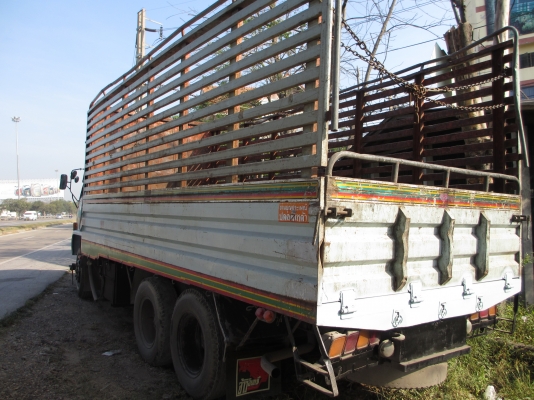 ขาย isuzu rocky 195 1 เพลารถร่องรถห้างแท้มือเดียว แต่แรกรถห้างแท้ตรงรุ่นทั้งคัน ขาย isuzu rocky 195 1 เพลารถร่องรถห้างแท้มือเดียว แต่แรกรถห้างแท้ตรงรุ่นทั้งคัน