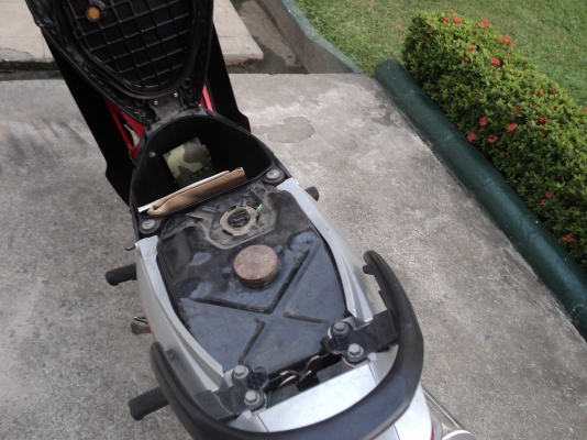 ขายมอไซดฮอนด้าเวฟ100sปี49กุญแจให่ญเครื่องเดิมตามสภาพควันไม่ไหลจ่าต๊ะรับประกัน