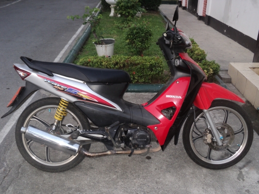 ขายมอไซดฮอนด้าเวฟ100sปี49กุญแจให่ญเครื่องเดิมตามสภาพควันไม่ไหลจ่าต๊ะรับประกัน