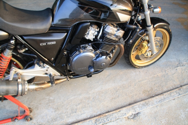 ขาย CB 400 ปี 95 เวอร์ชั่น R อินวอย สรรพสามิตแท้ ยางหน้า ยางหลังใหม่ 68000