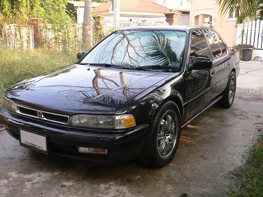 ขายเก๋ง HONDA ACCORD 2.0 EXi ปี 1990 เกียร์ออโต้ สีดำใหม่สวย ติดแก๊ส LPGใช้ได้แก๊ชและน้ำมัน