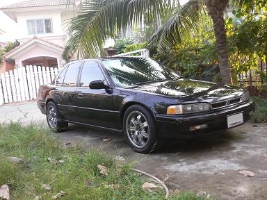 ขายเก๋ง HONDA ACCORD 2.0 EXi ปี 1990 เกียร์ออโต้ สีดำใหม่สวย ติดแก๊ส LPGใช้ได้แก๊ชและน้ำมัน