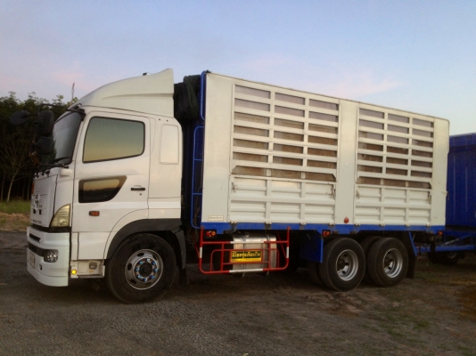 ขาย hino s700แม่2เพลาเบรคลม ลูก3คานรถปีเดียว ไม่ดั้ม ขาย hino s700แม่2เพลาเบรคลม ลูก3คานรถปีเดียว ไม่ดั้ม