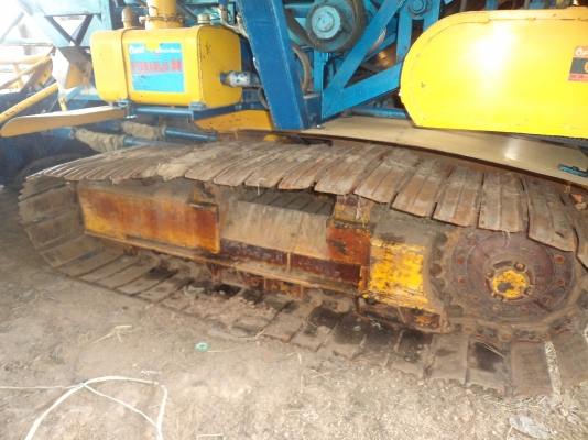 รถเกี่ยวข้าวเกษตรพัฒนารุ่นเงินมีปี 52 ( รุ่นใหม่ใหญ่กว่าเดิม)