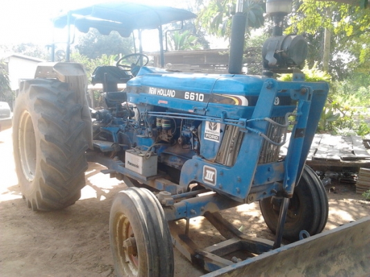 FORD 6600 - 1 เพลา เครื่อง T5 เอกสารเล่มทะเบียนครบ อุปกรณ์พร้อมใช้งาน มีใบดันหน้า ผานพรวนดิน 6 ผานพรวนดิน 3 เครื่องแน่นแรงดี ช่วงล่างดี ยาง 4 เส้นสภาพดี 60\% พร้อมทำงานครับ