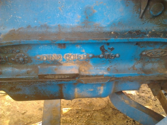 FORD 77 - 1 เพลา T5 เครื่องแรงดีไม่มีเยิ้ม อุปกรณ์ครบ มีใบดันหน้า ผานพรวนดิน 6 ผานพรวนดิน 3 ระบบไฮดรอลิกส์ไม่มีรั่วซึ่มพร้อมทำงาน เอกสารเล่มทะเบียนครบพร้อมโอนครับ