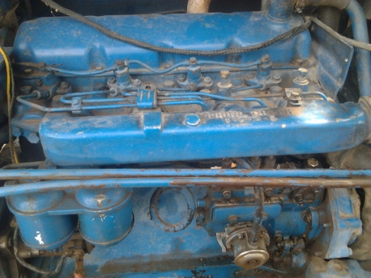 FORD 77 - 1 เพลา T5 เครื่องแรงดีไม่มีเยิ้ม อุปกรณ์ครบ มีใบดันหน้า ผานพรวนดิน 6 ผานพรวนดิน 3 ระบบไฮดรอลิกส์ไม่มีรั่วซึ่มพร้อมทำงาน เอกสารเล่มทะเบียนครบพร้อมโอนครับ