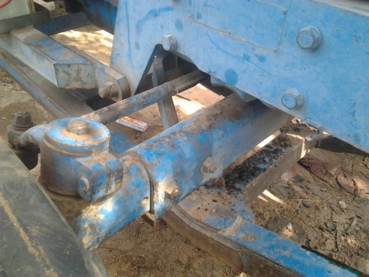 FORD 77 - 1 เพลา T5 เครื่องแรงดีไม่มีเยิ้ม อุปกรณ์ครบ มีใบดันหน้า ผานพรวนดิน 6 ผานพรวนดิน 3 ระบบไฮดรอลิกส์ไม่มีรั่วซึ่มพร้อมทำงาน เอกสารเล่มทะเบียนครบพร้อมโอนครับ FORD 77 - 1 เพลา T5 เครื่องแรงดีไม่มีเยิ้ม อุปกรณ์ครบ มีใบดันหน้า ผานพรวนดิน 6 ผานพรวนดิน 3 ระบบไฮดรอลิกส์ไม่มีรั่วซึ่มพร้อมทำงาน เอกสารเล่มทะเบียนครบพร้อมโอนครับ