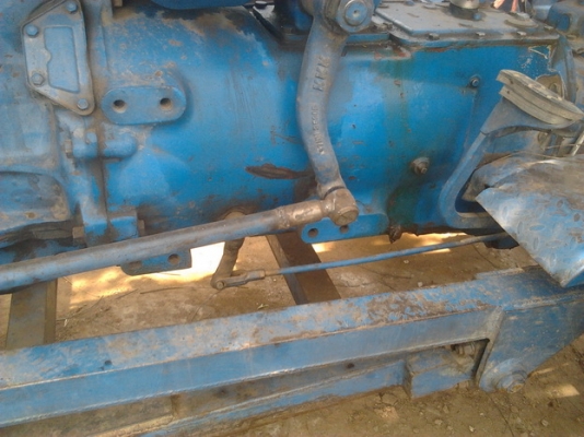 FORD 77 - 1 เพลา T5 เครื่องแรงดีไม่มีเยิ้ม อุปกรณ์ครบ มีใบดันหน้า ผานพรวนดิน 6 ผานพรวนดิน 3 ระบบไฮดรอลิกส์ไม่มีรั่วซึ่มพร้อมทำงาน เอกสารเล่มทะเบียนครบพร้อมโอนครับ