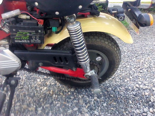 รถมอเตอร์ไซค์มังกี้ กอลิล่า 110 cc. ขายต่อถูกๆ
