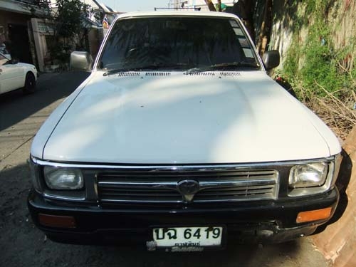 TOYOTA MIGHTY-X 2.5 ตอนเดียว ปี94 มีวัดรอบ สีขาวขายด่วน