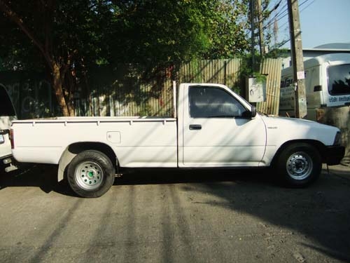 TOYOTA MIGHTY-X 2.5 ตอนเดียว ปี94 มีวัดรอบ สีขาวขายด่วน