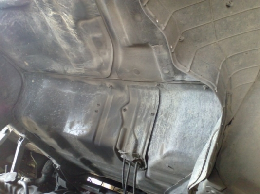 รถ6ล้อNPR66Lเครื่อง4HF1ฝาขาว-120แรง6เกียร์ รถ6ล้อNPR66Lเครื่อง4HF1ฝาขาว-120แรง6เกียร์