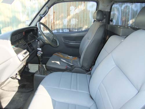 TOYOTA HIACE 2.5 ดีเซล ปี 1991 หัวจรวด ช่วงสั้น