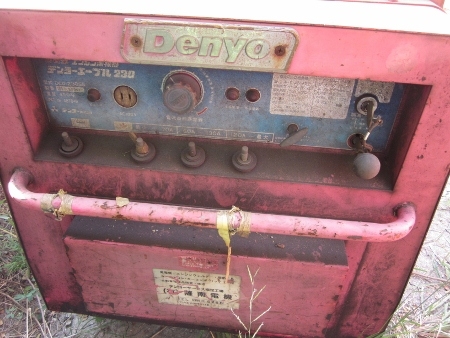 ขาย-เครื่องเชื่อม / พร้อมเครื่องปปั่นไฟ DENYO เครื่องดีเซล 2 สูบ มือสองเก่าญี่ปุ่น