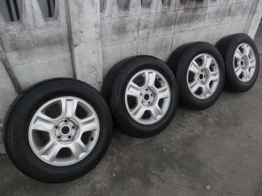 ล้อแม็ก 16นิ้ว5รู114+ยาง215/65R16 ล้อแม็ก 16นิ้ว5รู114+ยาง215/65R16