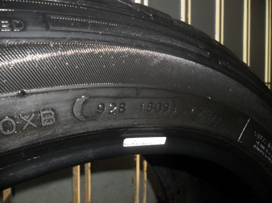 ยาง PERFORMANCE 275/45R20 ปี09