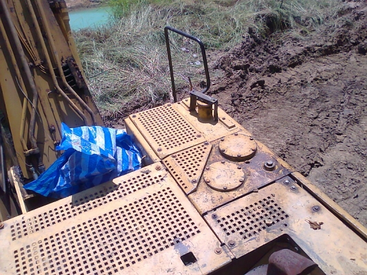 ขายด่วน!..รถแบคโฮ CAT 320 V2 สวยแน่น มีทะเบียน พร้อมแล้ว สำหรับการลุยงาน ฟันธง!.