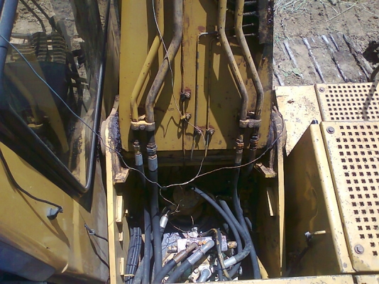 ขายด่วน!..รถแบคโฮ CAT 320 V2 สวยแน่น มีทะเบียน พร้อมแล้ว สำหรับการลุยงาน ฟันธง!.