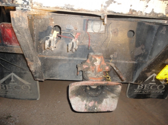 HINO 227 เปลี่ยนหัวเป็นสิงห์ไฮเทค สองเพลา หางพ่วงสองเพลาไม่ดั้ม HINO 227 เปลี่ยนหัวเป็นสิงห์ไฮเทค สองเพลา หางพ่วงสองเพลาไม่ดั้ม