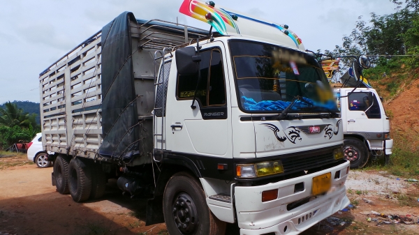 HINO 227 เปลี่ยนหัวเป็นสิงห์ไฮเทค สองเพลา หางพ่วงสองเพลาไม่ดั้ม HINO 227 เปลี่ยนหัวเป็นสิงห์ไฮเทค สองเพลา หางพ่วงสองเพลาไม่ดั้ม