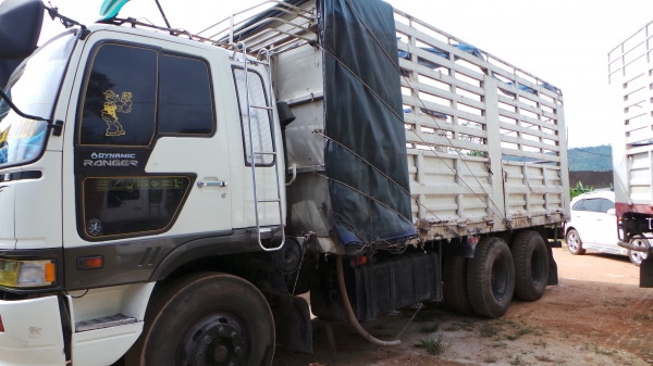 HINO 227 เปลี่ยนหัวเป็นสิงห์ไฮเทค สองเพลา หางพ่วงสองเพลาไม่ดั้ม HINO 227 เปลี่ยนหัวเป็นสิงห์ไฮเทค สองเพลา หางพ่วงสองเพลาไม่ดั้ม