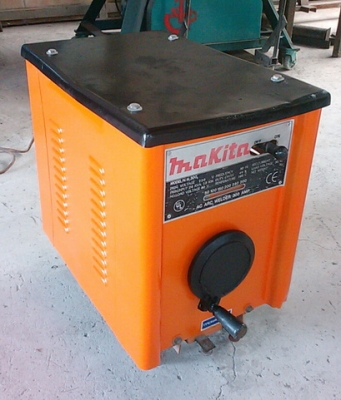 เครื่องเชื่อมไฟฟ้า 300แอมป์ (ไฟ220v. ยี่ห้อ makita) เครื่องเชื่อมไฟฟ้า 300แอมป์ (ไฟ220v. ยี่ห้อ makita)