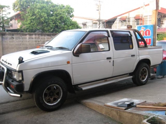 Big M 4 ประตู เครื่อง RB20 turbo เกียร์ออโต้ พ.พาวเวอร์ ไฟฟ้า Big M 4 ประตู เครื่อง RB20 turbo เกียร์ออโต้ พ.พาวเวอร์ ไฟฟ้า