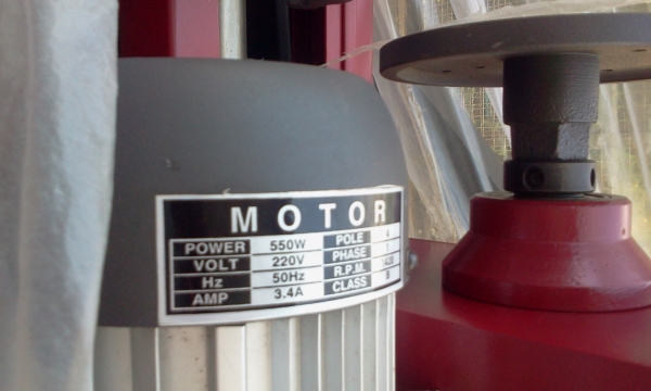 เครื่องกลึงไม้ของใหม่ครับ เครื่องกลึงไม้ของใหม่ครับ