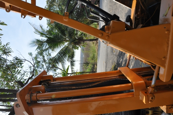 รถโฟร์คลิฟท์ โคมัสสุ 1.5 ตัน เครื่องดีเซล เกียร์ธรรมดา