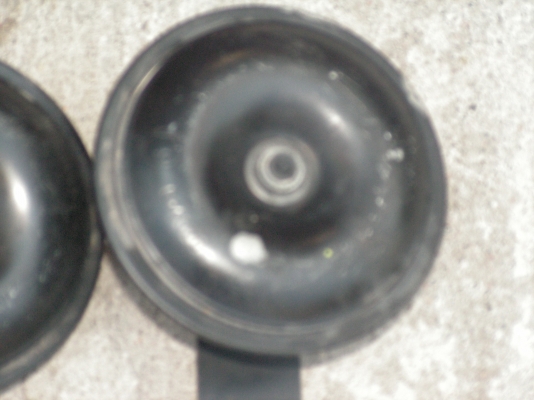 แตร์รถนิสสันคุณกาญจน์อยู่ชุมพรรับไปดูแลต่อแล้วครับ