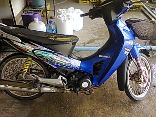 ขายเวฟ125R ปี48 เครื่องเดิม ทะเบียน999 ภาษีขาด2ปี ราคา13900