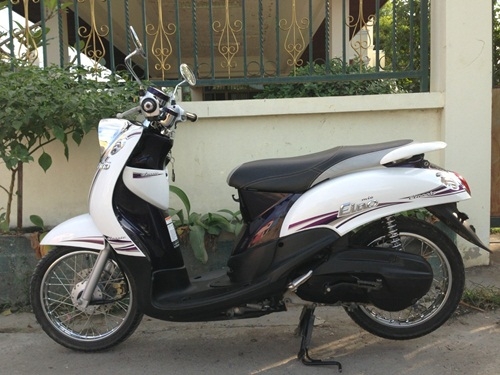 ขายnew-finoสีขาวม่วงปี2555