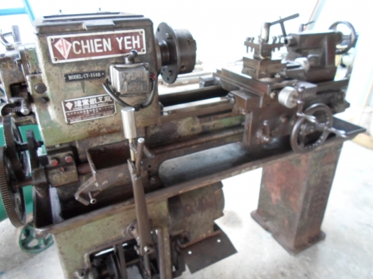 เครื่องกลึง 3 ฟุต  CHIEN  YEH  28,000  ด่วน  !!!!