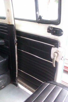 ตู้โฟลค์แตงโม ปี 1971 เดอลุกซ์ ภายในเดิมเยอะ ตู้โฟลค์แตงโม ปี 1971 เดอลุกซ์ ภายในเดิมเยอะ