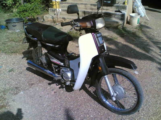 ขายดรีมคุรุสภา(ม่วง)ทะเบียนเต็มพร้อมชุดโอนอะไหร่เดิมครบเครื่องดีมาก ขาย 12500 บาท