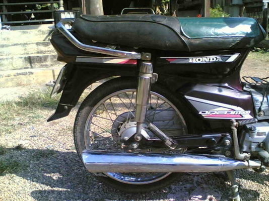 ขายดรีมคุรุสภา(ม่วง)ทะเบียนเต็มพร้อมชุดโอนอะไหร่เดิมครบเครื่องดีมาก ขาย 12500 บาท