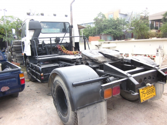 ขายรถบรรทุก6ล้อ หัวลาก NISSAN PKB ดีเซล 216แรงม้า