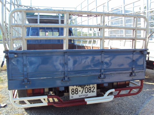 ขายรถ  6ล้อ   NPR 115  แรงม้า สภาพสวย พร้อมใช้งาน