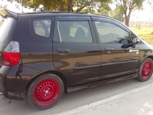 ฝากขาย รถ Honda Jazz 1.5 V(AS) AT TOP ปี 2007 เดิมๆสักคัน