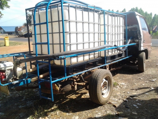 ISUZU BUDDY 2.5 MT รถสภาพดีพร้อมใช้งานได้เลย แถมอุปกรณ์ปั๊มน้ำที่มีอยู่ให้หมดเลยครับ ใช้ทำเป็นรถรดน้ำในไร่สวนมากๆครับ เครื่องดี ช่วงล่างคัชซีไม่ผุ หัวเก๋ง 4 ล้อรถตู้ ISUZU BUDDY สภาพดีไม่ผุ พร้อมใช้งานได้เลย เอกสารเล่มทะเบียนครบ ราคาต่อรองได้ครับ