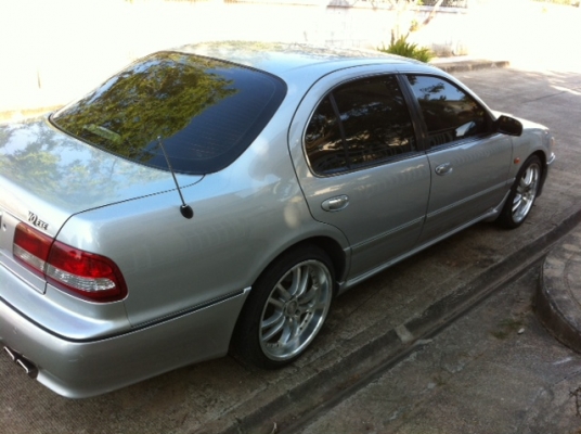 รถบ้านผู้หญิงใช้NISSAN, CEFIRO 2.0 VQEXE V6ปี2001+LPGหัวฉีดVERSUS