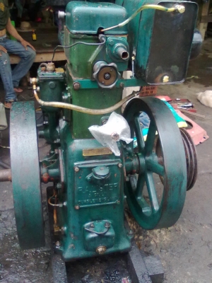 ขายเครื่องสูบนํ้า ยี่ห้อ ลิสเตอร์    lister  8เเรงม้า