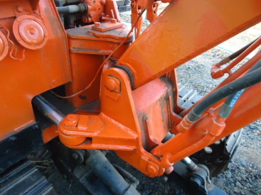 ขายรถแม็คโฮIHI  เครื่อง ISEEKI- 3 สูบ เดิมๆ แน่น ประหยัด ปั้มดีเร็วแรง เอวดี ช่วงล่างสวย แทรคเหล็กสวย  รถสภาพสวยมากพร้อมใช้งานสนใจติดต่อ ชัยยา สตึก โทร 081-9972972