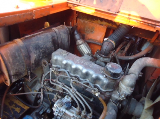 ขายรถแม็คโฮIHI  เครื่อง ISEEKI- 3 สูบ เดิมๆ แน่น ประหยัด ปั้มดีเร็วแรง เอวดี ช่วงล่างสวย แทรคเหล็กสวย  รถสภาพสวยมากพร้อมใช้งานสนใจติดต่อ ชัยยา สตึก โทร 081-9972972