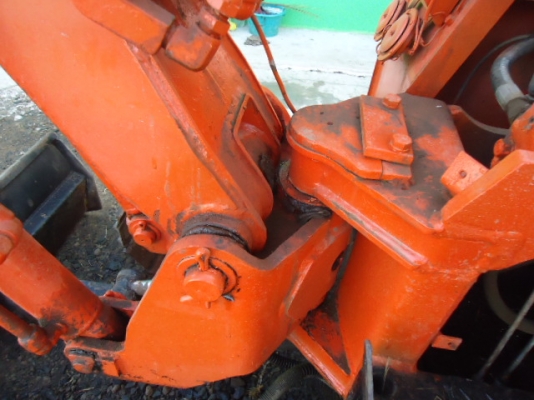 ขายรถแม็คโฮIHI  เครื่อง ISEEKI- 3 สูบ เดิมๆ แน่น ประหยัด ปั้มดีเร็วแรง เอวดี ช่วงล่างสวย แทรคเหล็กสวย  รถสภาพสวยมากพร้อมใช้งานสนใจติดต่อ ชัยยา สตึก โทร 081-9972972